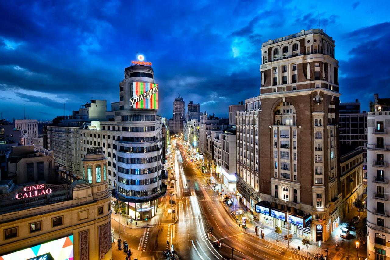 La Reina De Gran Via - Parking Tph Bed and Breakfast Madrid Eksteriør billede